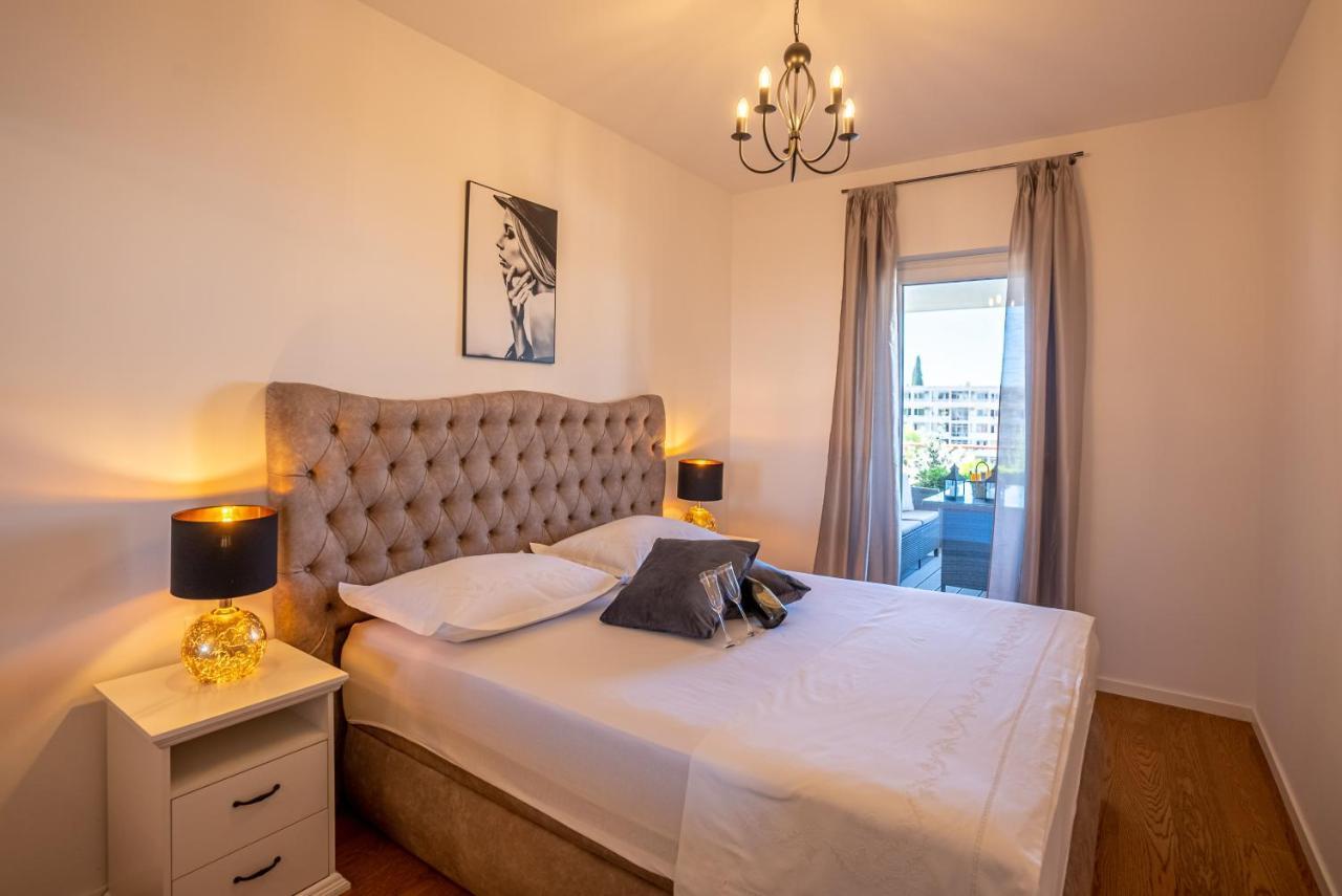 Morska Vila 6 Luxury Apartment Znjan Split Exteriör bild