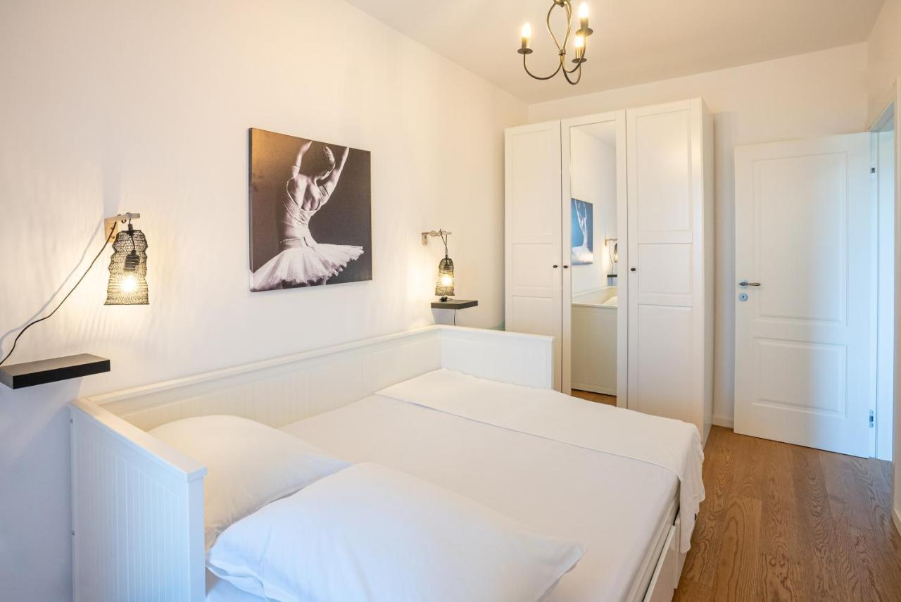 Morska Vila 6 Luxury Apartment Znjan Split Exteriör bild